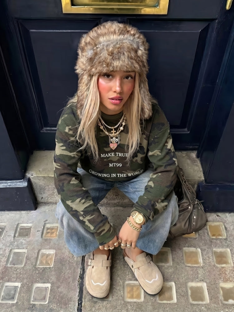 DCRB Wavey Clogs