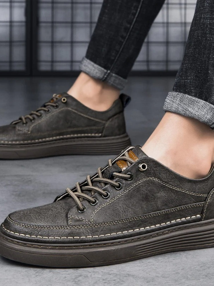 Chaussures d'affaires sportives