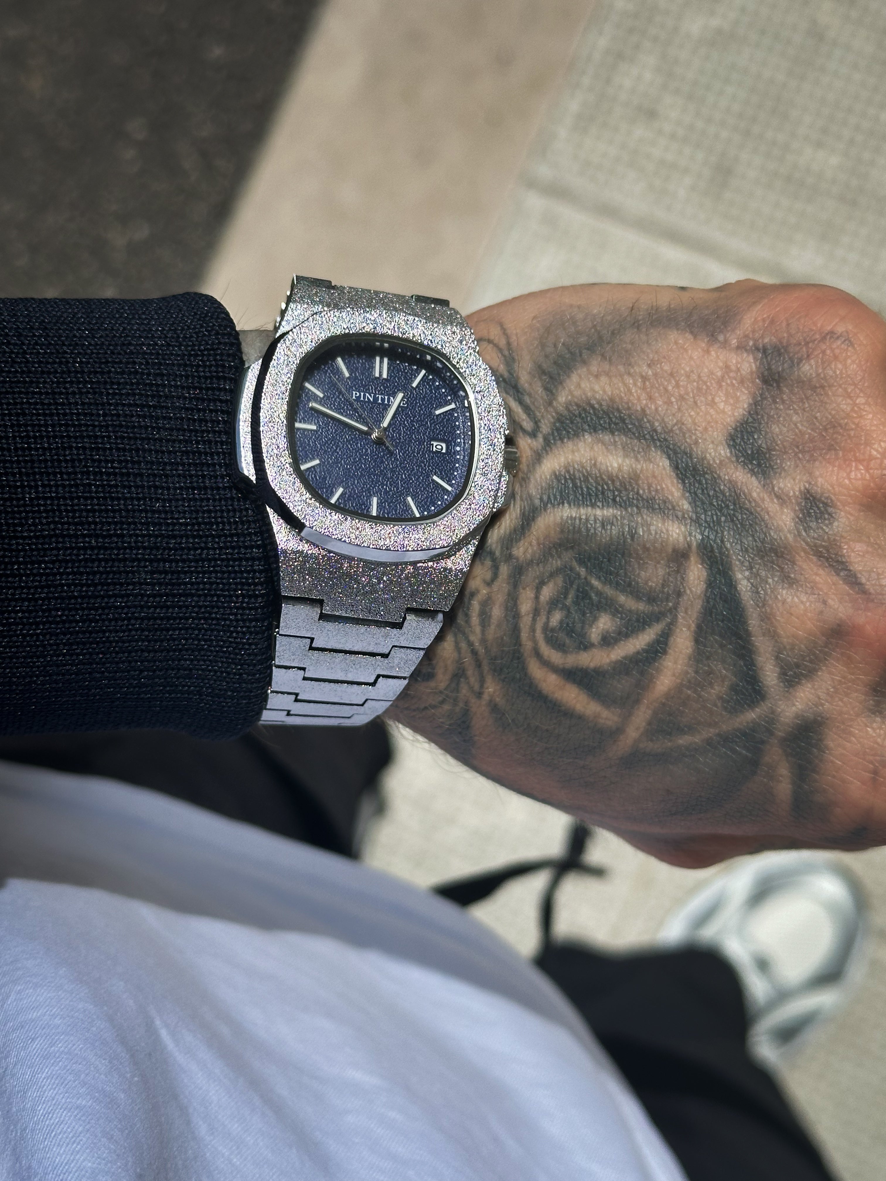 Montre de luxe Pin Time