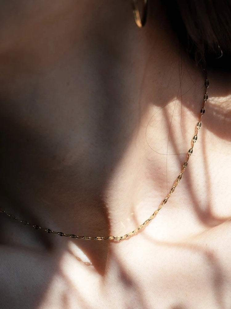 Tour de cou à fines couches