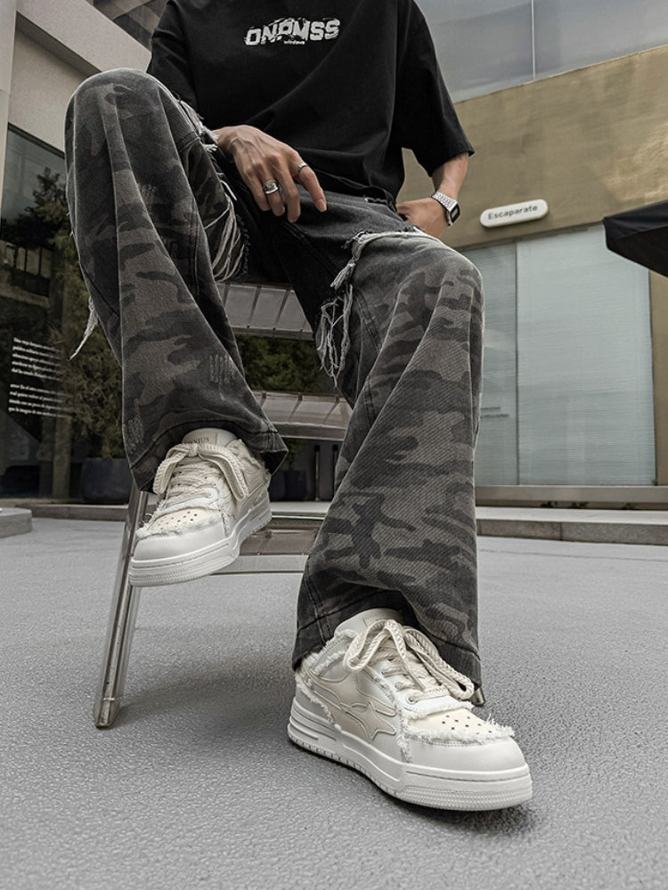 DCRB Broken Creme Sneakers