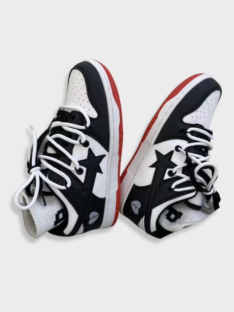 Dunks universitaires noirs