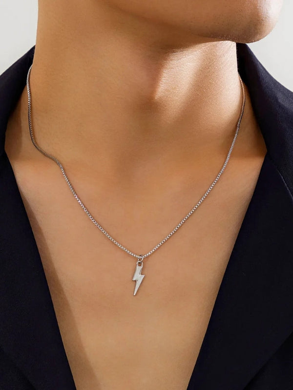 Collana vintage elegante con tuono